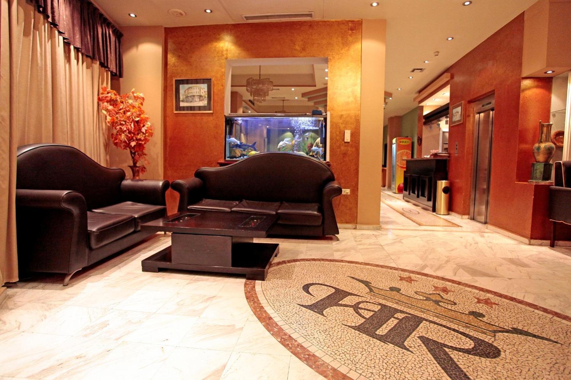Hotel Regency Корча Екстер'єр фото