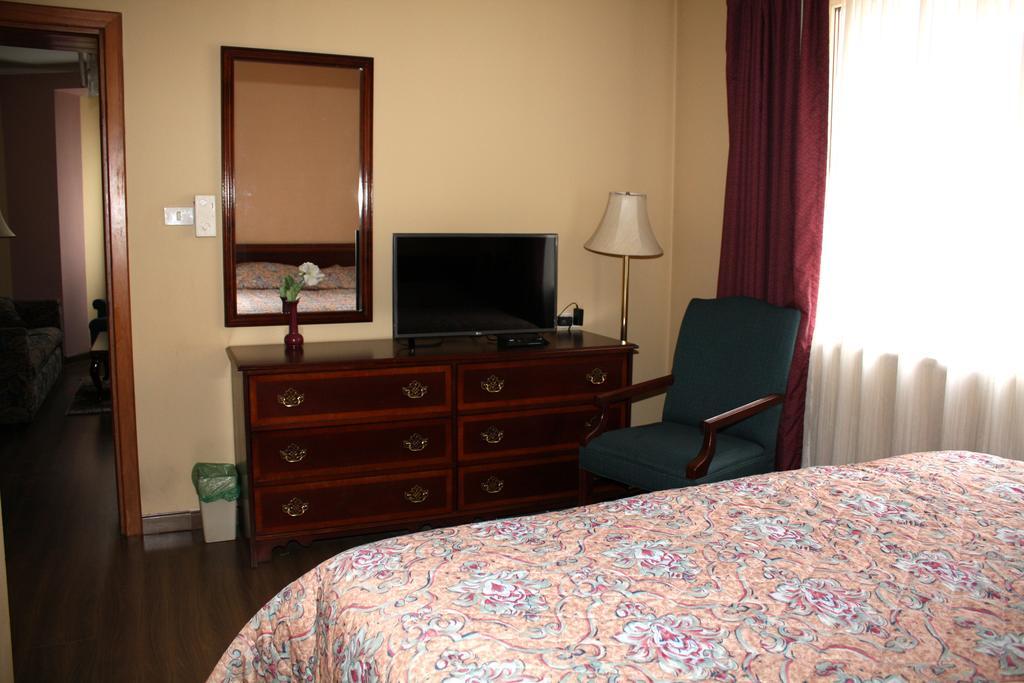 Hotel Regency Корча Екстер'єр фото